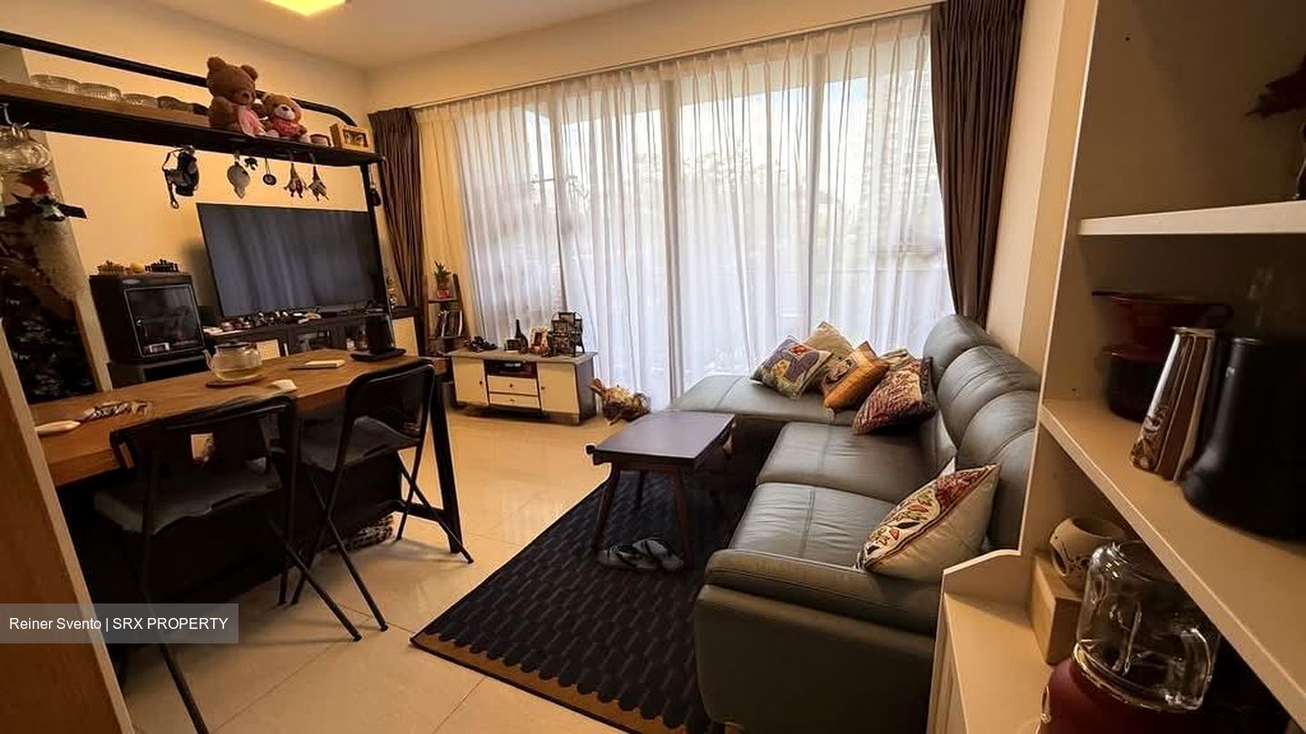 La Fiesta (D19), Condominium #534026011